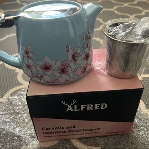 New in Box, Alfred Cherry Blossom Ceramic & Stainless Steel Tea Pot With Infuser